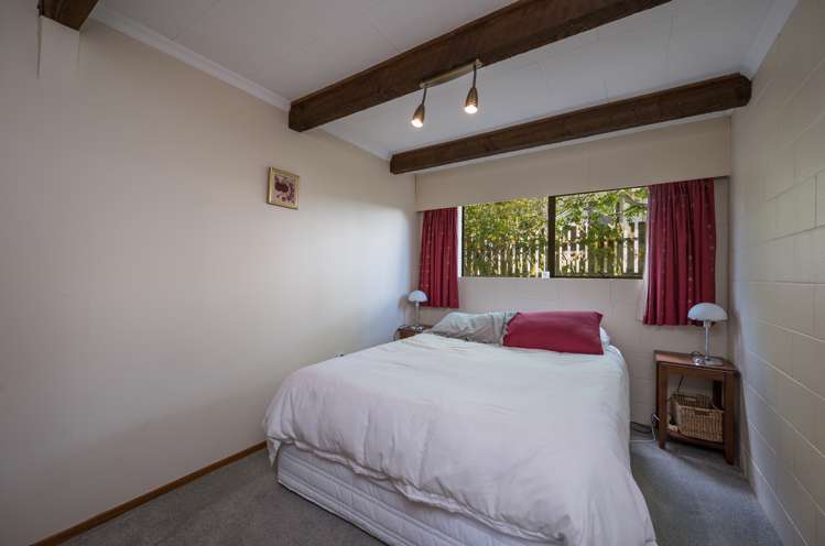 8 Farnham Drive Richmond_19