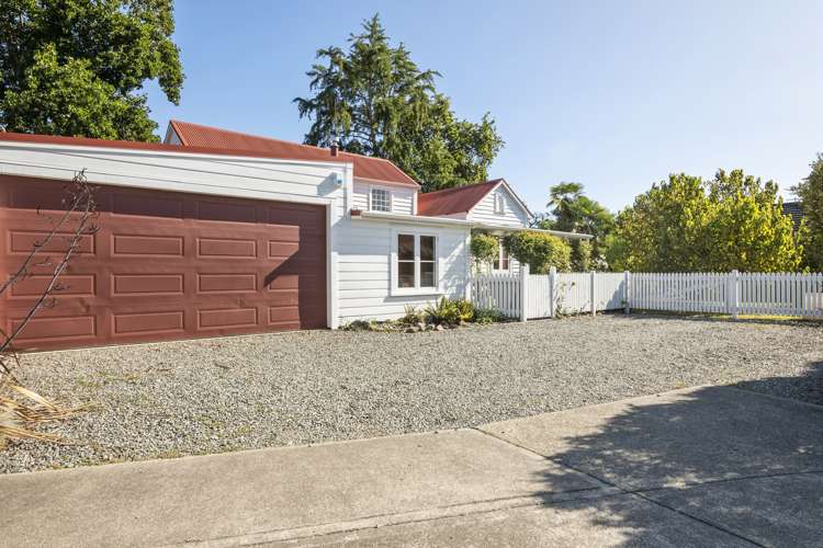 3 Holdaway Grove Richmond_20