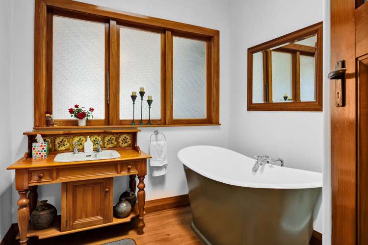 355 High Street Hawera_17