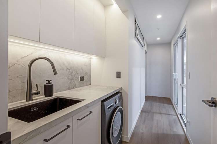 1/7 Homersham Place Burnside_18