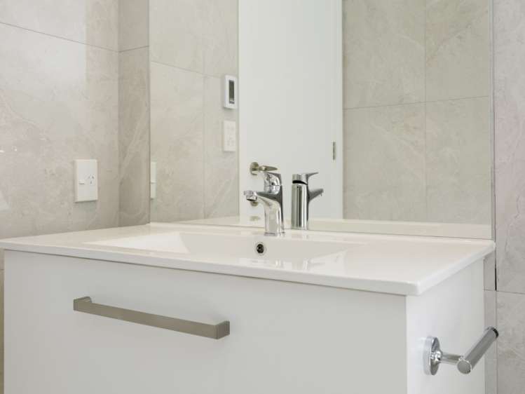 20 The Pheasant Tail Nukuhau_22