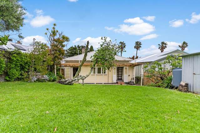 6 Cautley Street Devonport_2