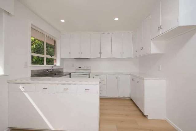 2/1 Rahiri Road Mount Eden_2