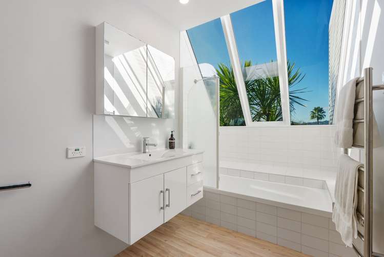 2/236 Meola Road Point Chevalier_8