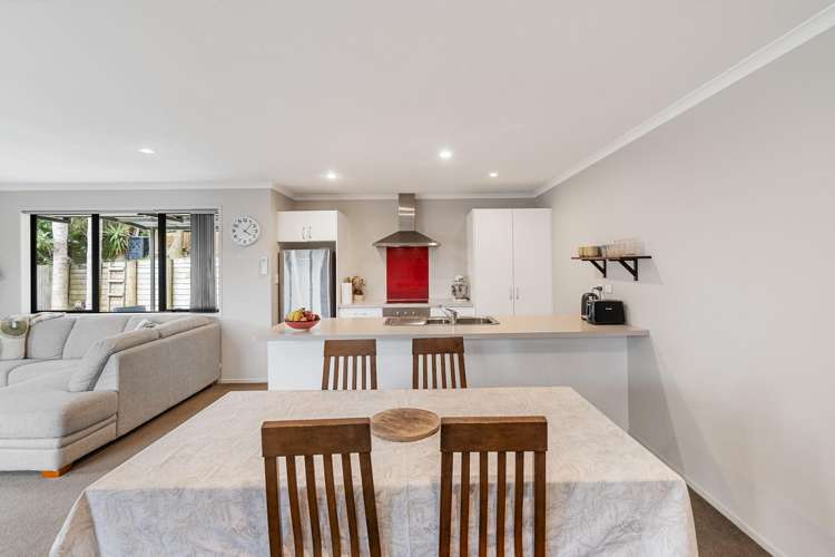 6 Atkins Way Ohauiti_5