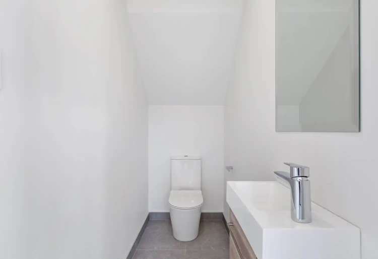 24E Lincoln Park Avenue 11410_7