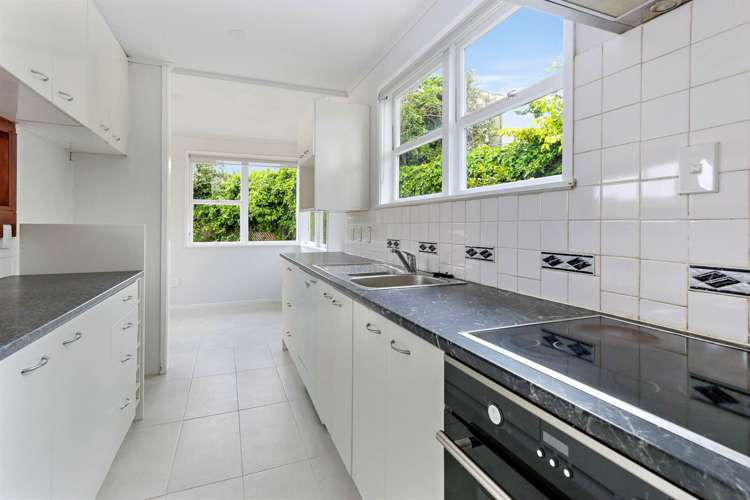 110 Eskdale Road Birkdale_5