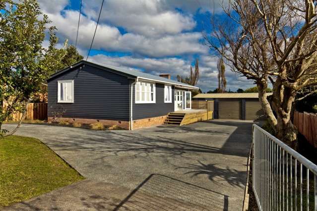 10 Cobham Crescent Kelston_1