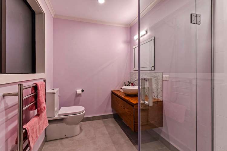 1568 Old North Road Helensville_19