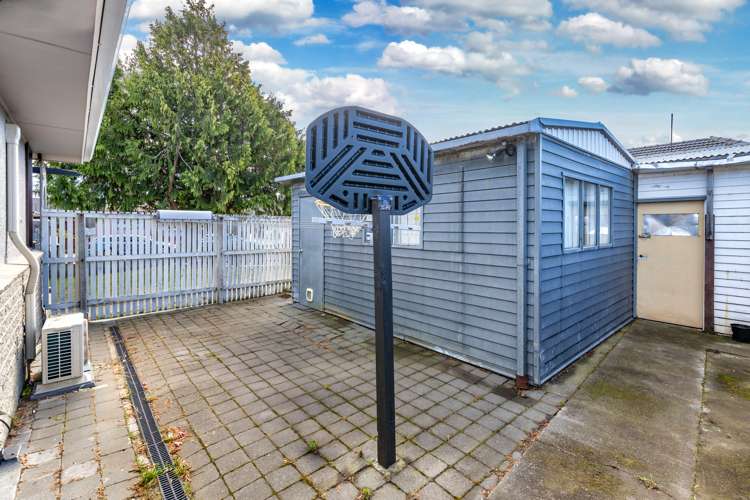 2 Warblington Street Aranui_13