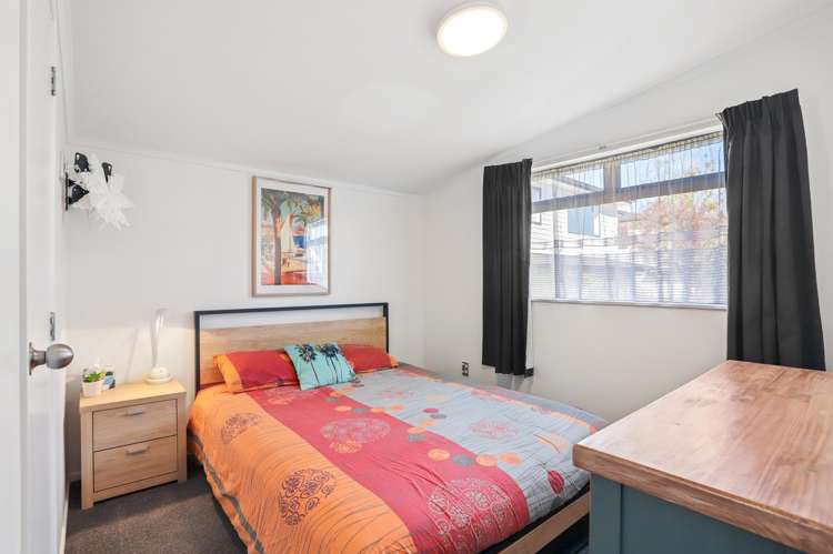 686 Te Atatu Road Te Atatu Peninsula_11
