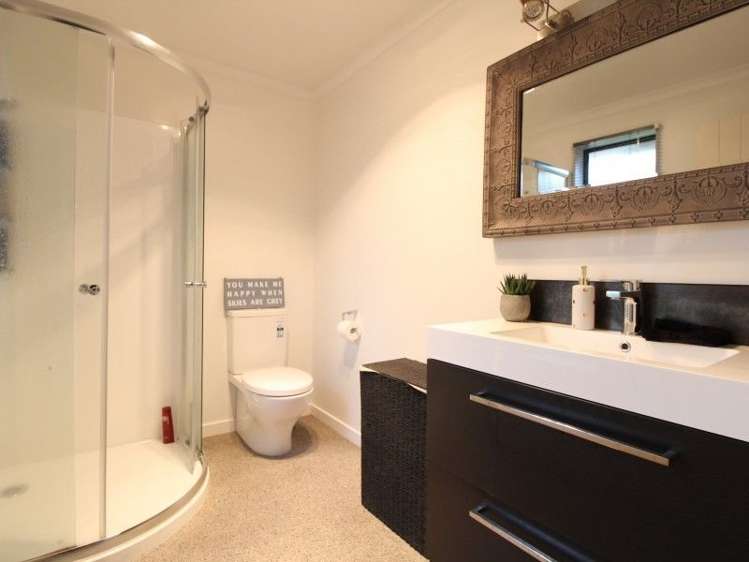 29 Anne Street Winton_5