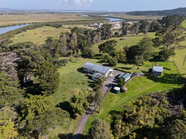 174 Kaipara Coast Highway Helensville_22