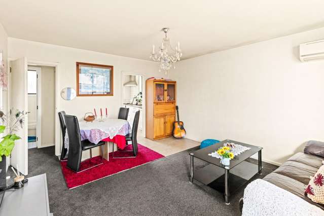 2/628 Cashel Street Linwood_1