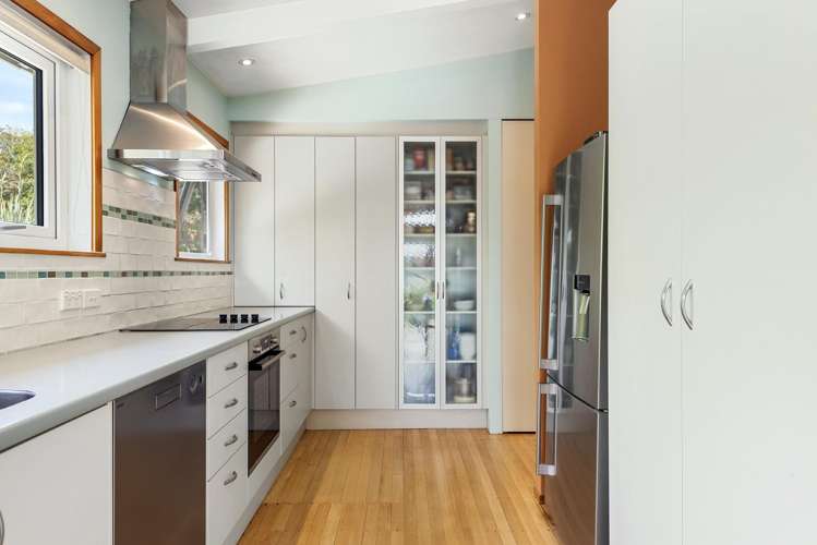 94 Saddleback Rise Murrays Bay_12