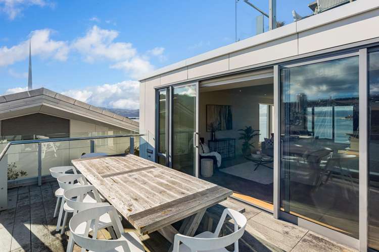 4B/8 Clyde Quay Wharf Te Aro_6