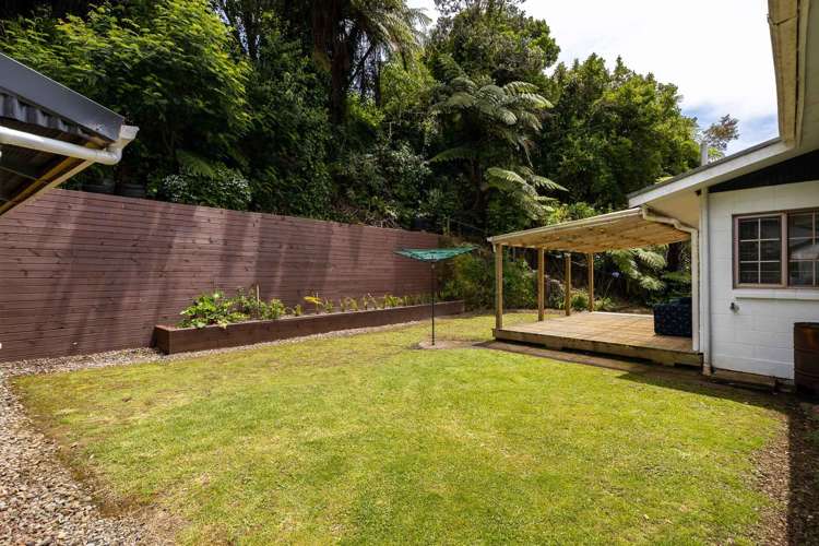 5f Bromley Place Westown_20