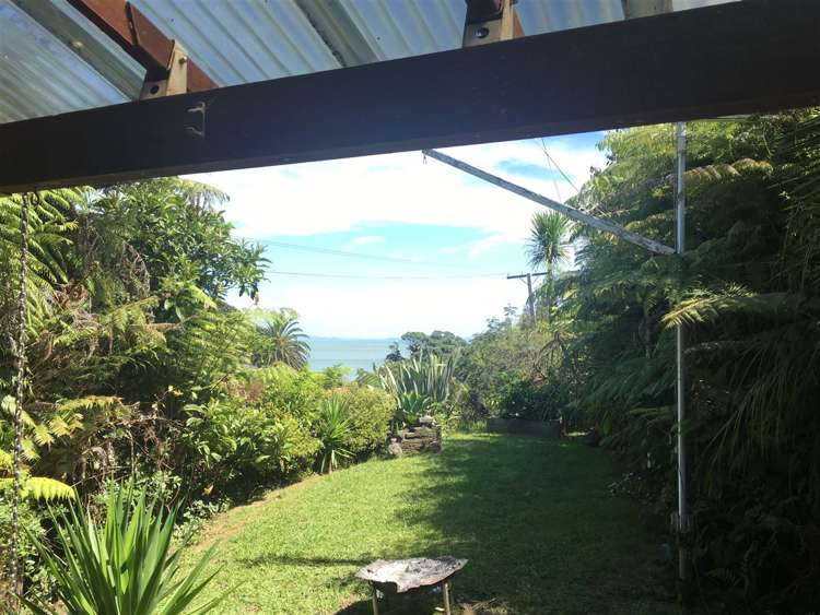 7 Pohue Creek Road Waiomu_1