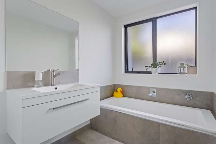 9 Outlook Terrace Silverdale_21