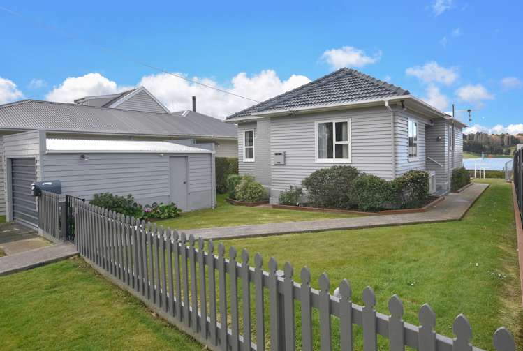 14 Thoreau Street Concord_1