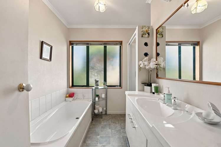 5A Fairway Avenue Mt Maunganui_11