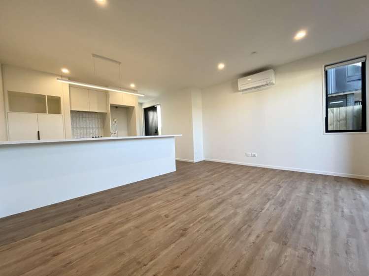 4/83 Edinburgh Street 10222_5