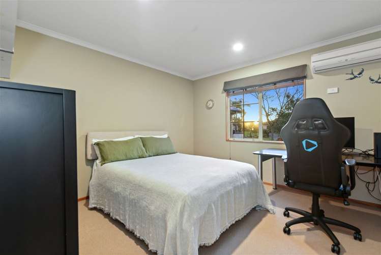 3 Takapu Place Huntington_23