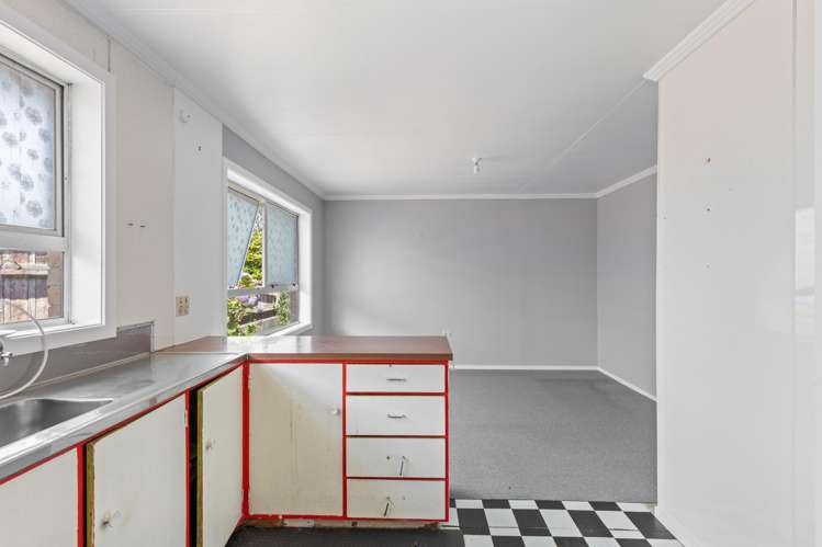 45 Clifton Drive Waitara_10