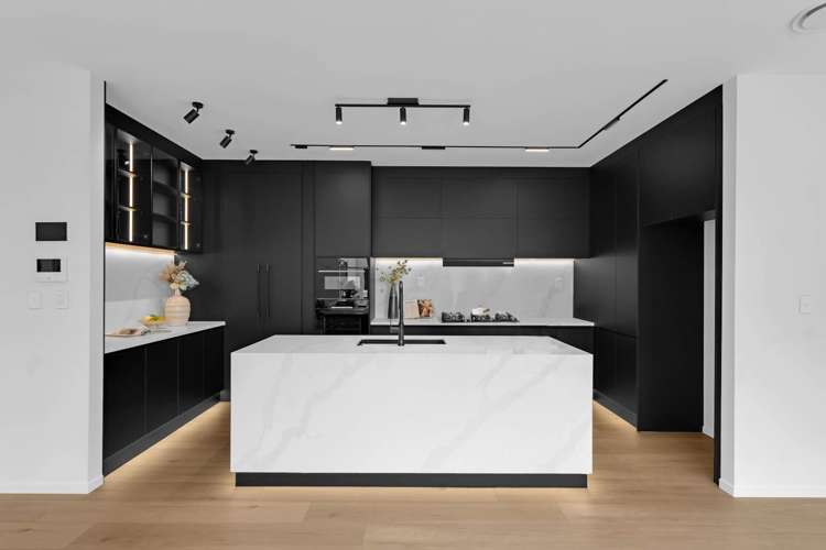 2A Matatahi Road Flat Bush_7