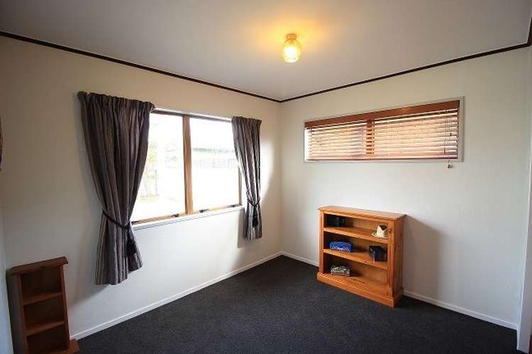 7 Elmes Place Matua_12