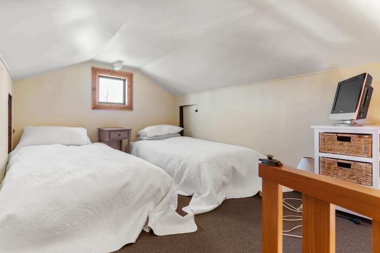 7 Redwood Lane Martinborough_15