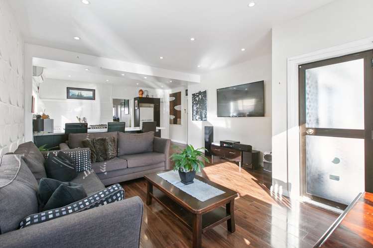 1/6 South Street Papakura_5