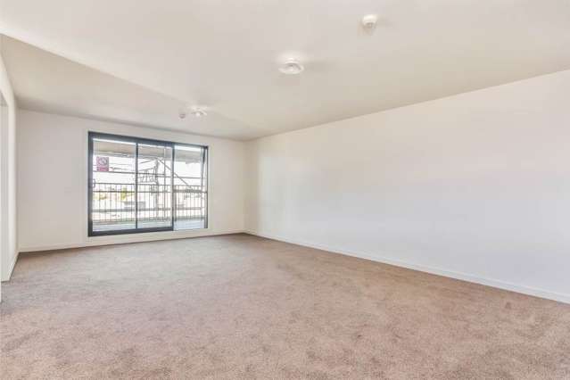 13/241 Hinemoa Street Birkenhead_1