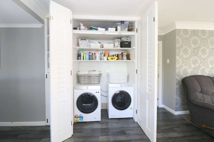 400 North Road Waikiwi_9