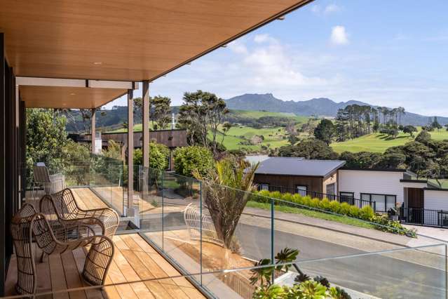 7 Pekapeka Street Raglan_1