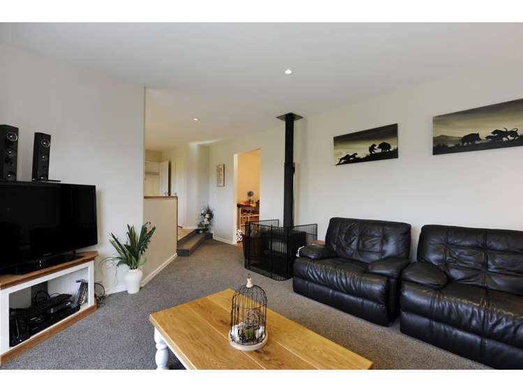 22 Malthouse Crescent Brightwater_3