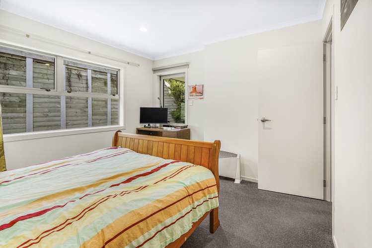 4/50 Banbury Crescent Fairfield_10