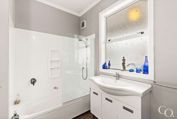 904 Frederick Street West Mahora_20