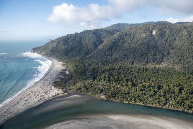 Paringa River Bruce Bay_1