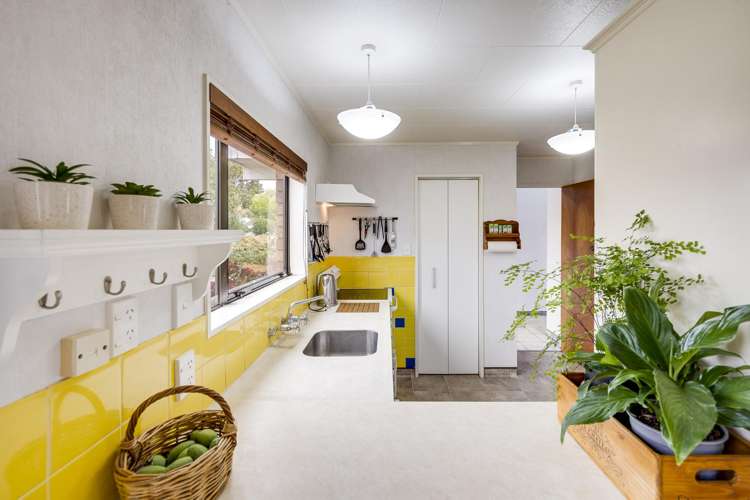 2/30 Ngarimu Crescent Taradale_3