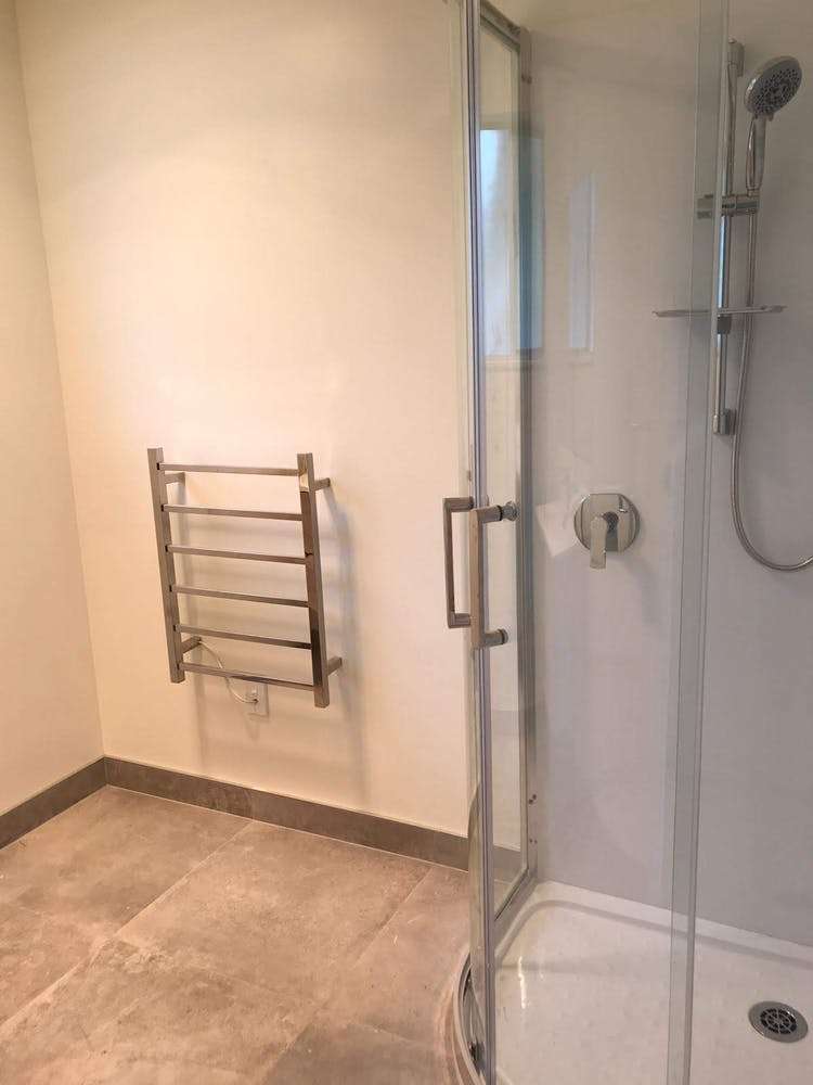 2/84a Captain Scott Road Glen Eden_6