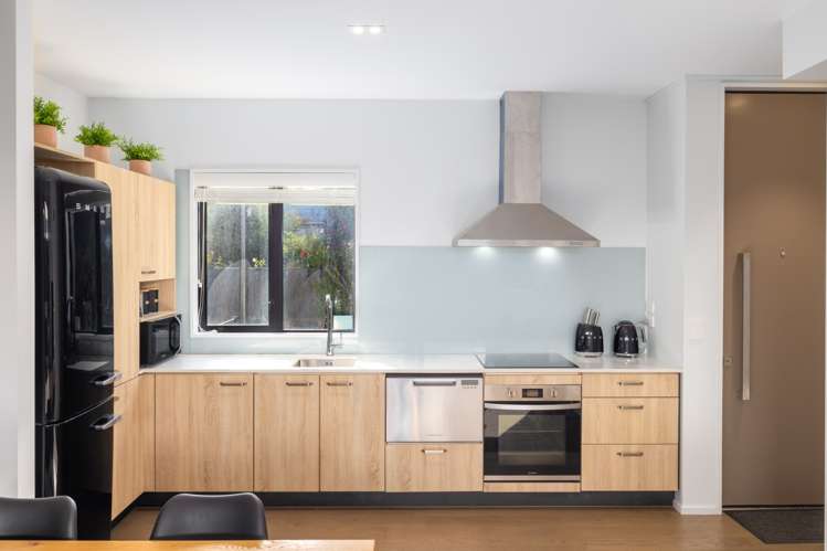 2/17 Salisbury Street 1419_13