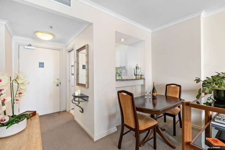 2406/8 Albert Street Auckland Central_9