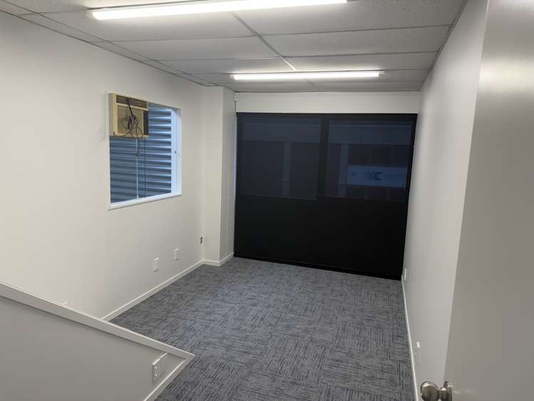2/7 Vega Place Albany_4