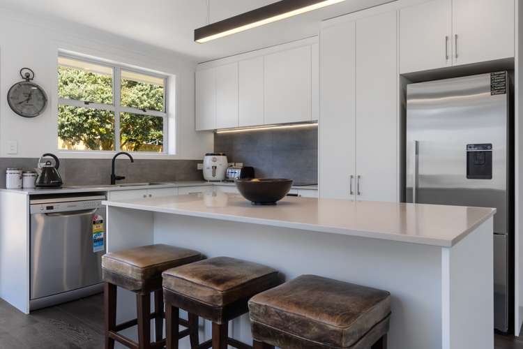 5 Brixham Place Merrilands_7