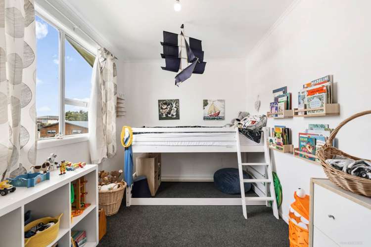 61b Cobham Crescent Kelston_8