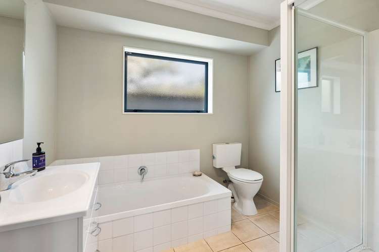 12 Ernest Shackleton Place Waiuku_12