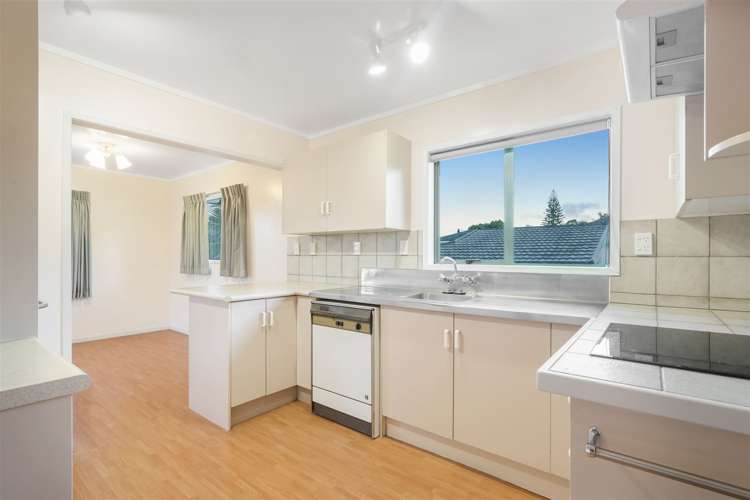 4122a Great North Road Glen Eden_6