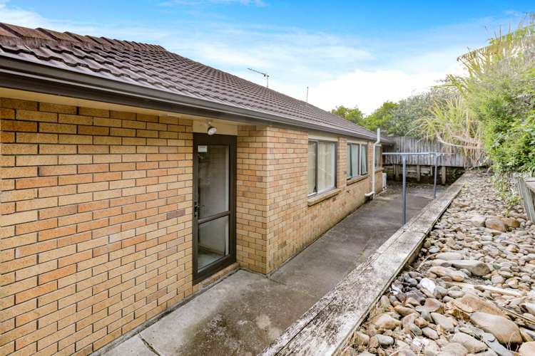 19 Earnslaw Crescent Clover Park_16