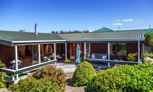 MASTERTON - 3 BEDROOMS